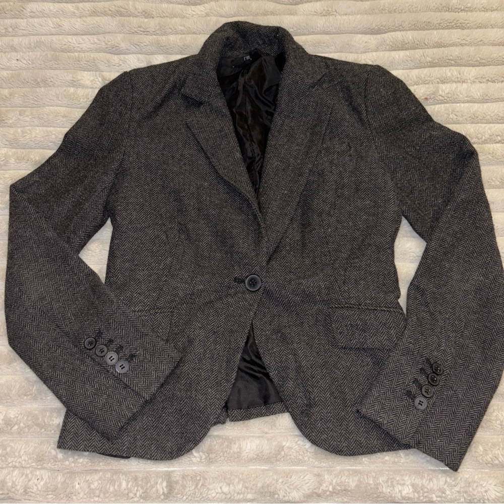 Zara woman’s gray/black wool mix blazer